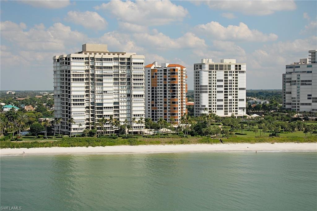 PARK PLAZA - Residential