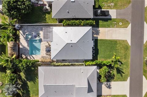 A home in NAPLES