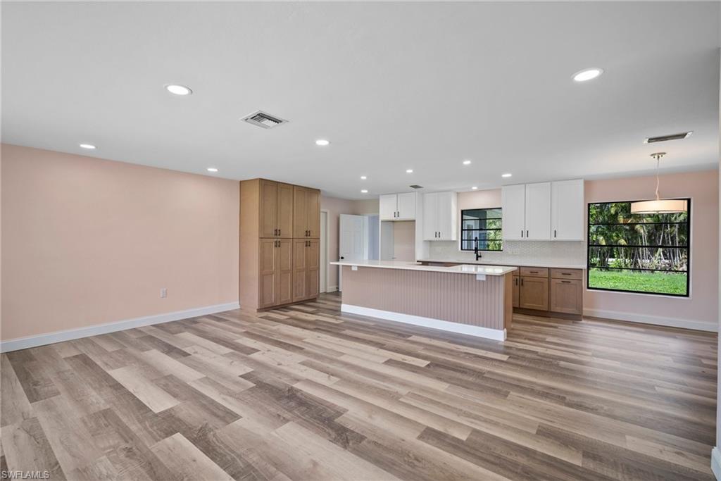 ISLAND PARK WOODLANDS - Residential