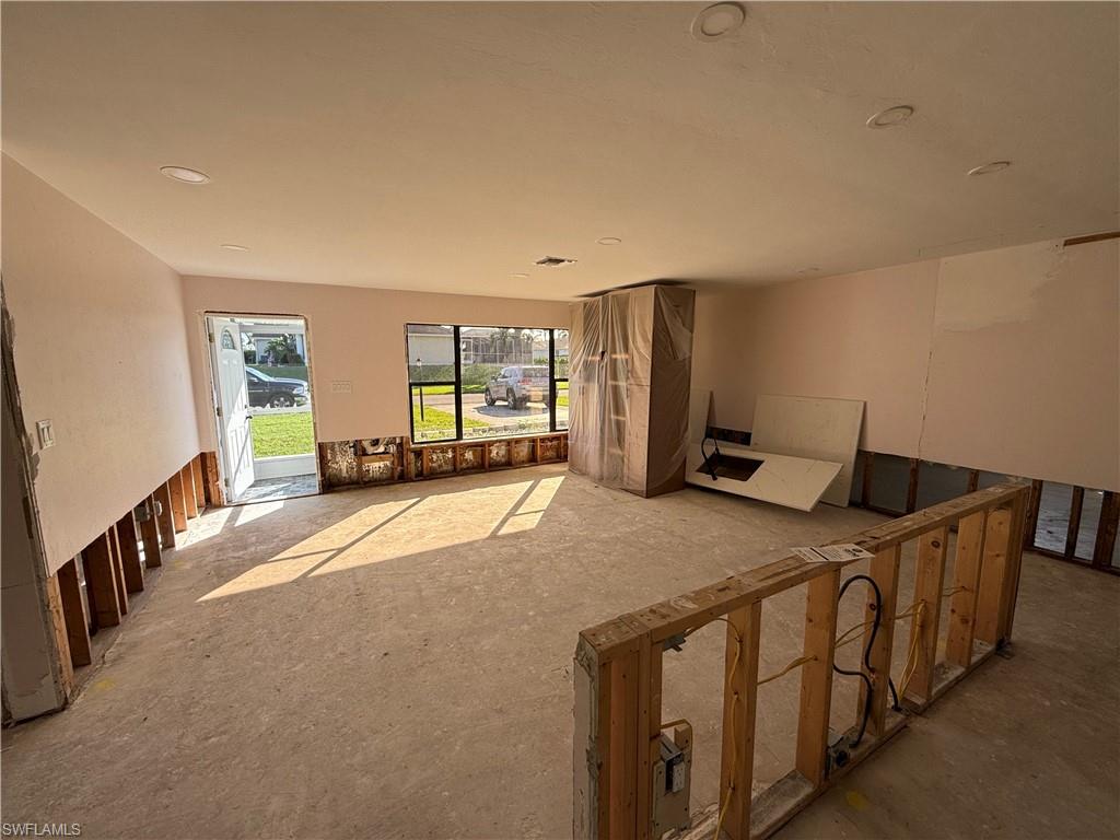 ISLAND PARK WOODLANDS - Residential