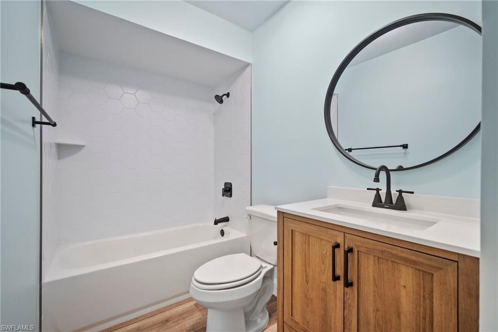 ISLAND PARK WOODLANDS - Residential