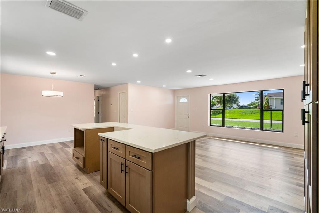 ISLAND PARK WOODLANDS - Residential