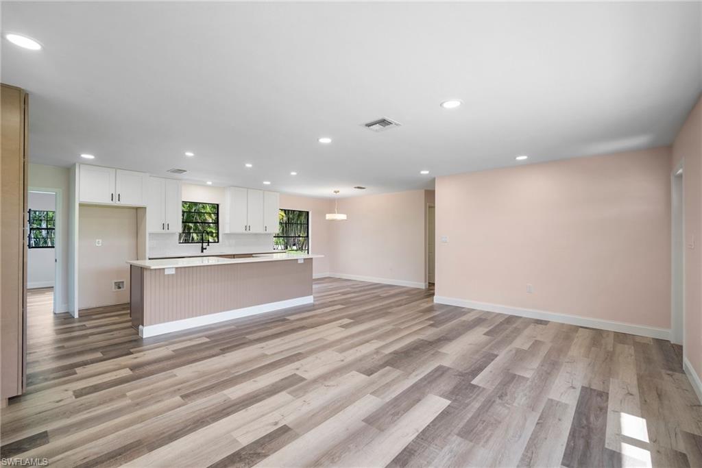 ISLAND PARK WOODLANDS - Residential