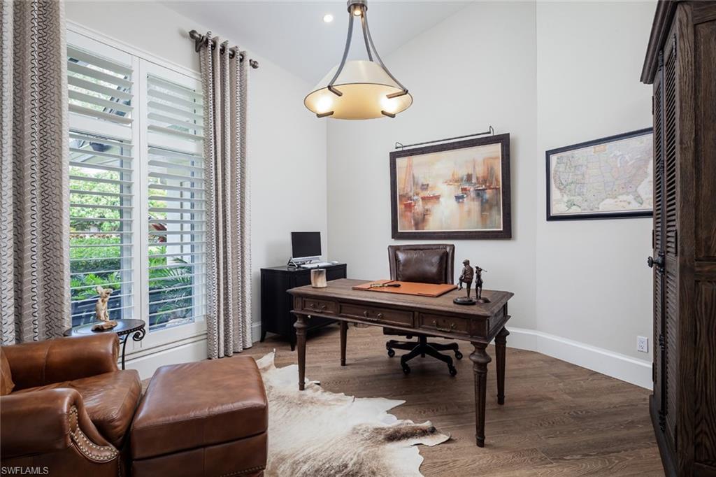 PINECREST AT PELICAN BAY - Residential