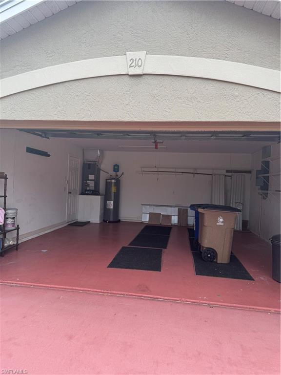 AMBERWOOD ESTATES REPLAT - Residential Lease