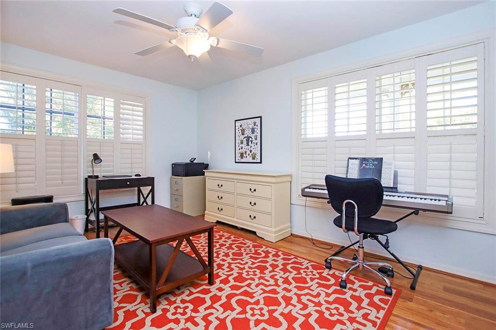 SANIBEL BAYOUS - Residential