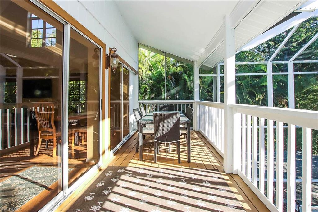 SANIBEL BAYOUS - Residential