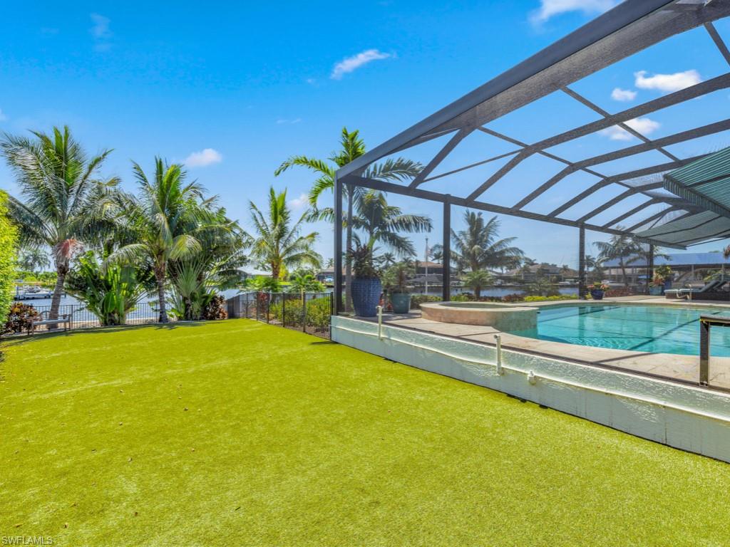 MARCO ISLAND - Residential