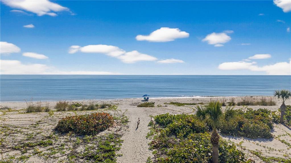 SAND POINTE - Residential