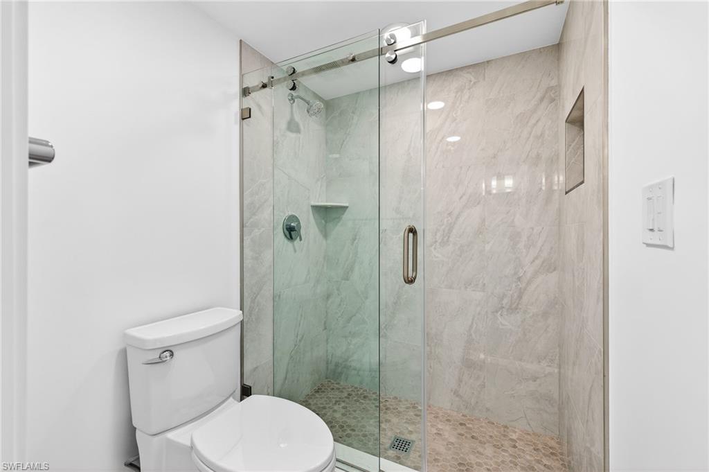 SAND POINTE - Residential