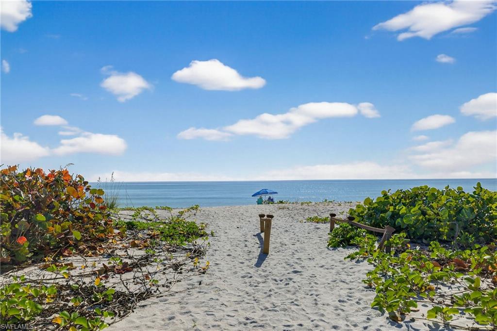 SAND POINTE - Residential