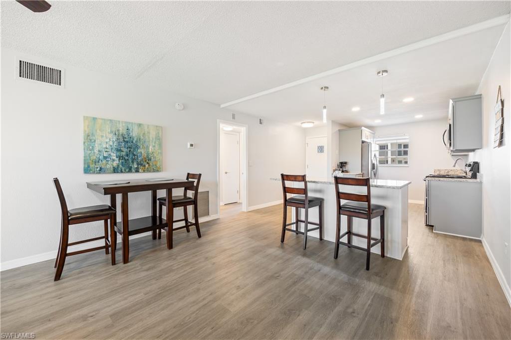 CYPRESS LAKES MANOR SOUTH - Residential