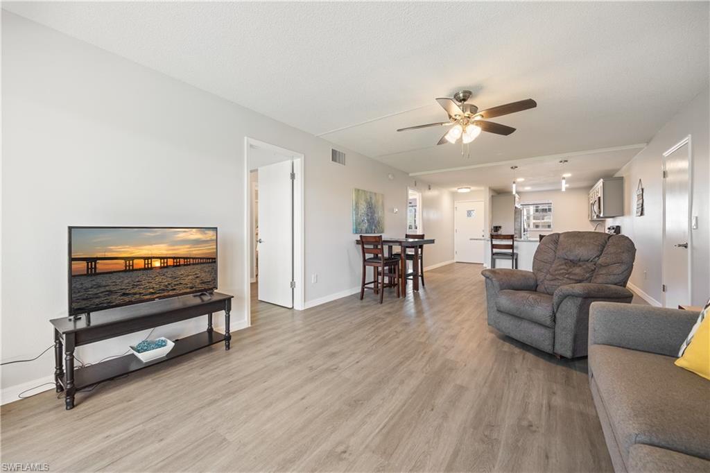 CYPRESS LAKES MANOR SOUTH - Residential