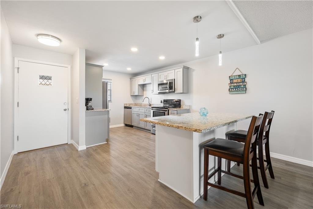 CYPRESS LAKES MANOR SOUTH - Residential