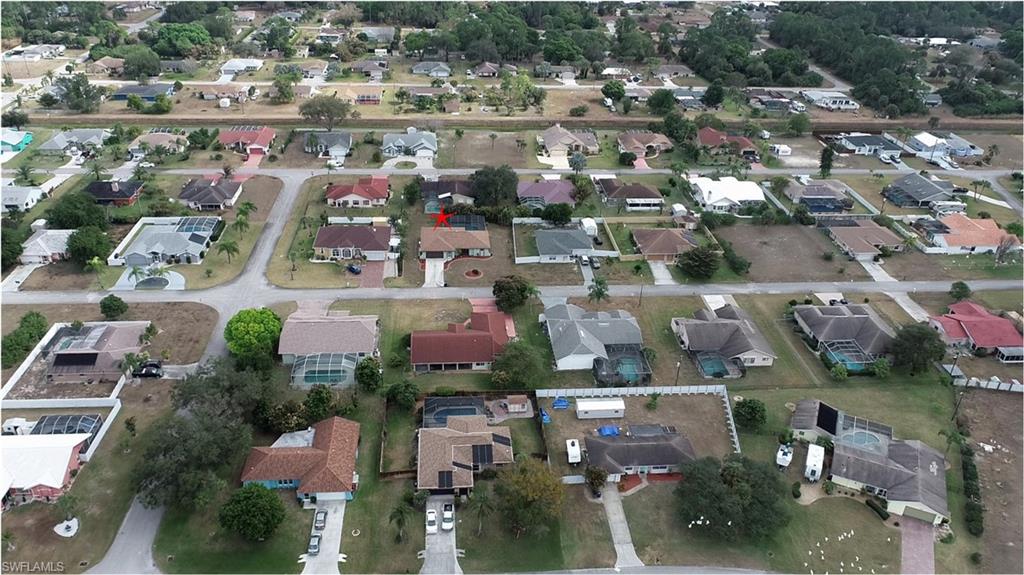 COUNTRY CLUB ESTATES - Residential