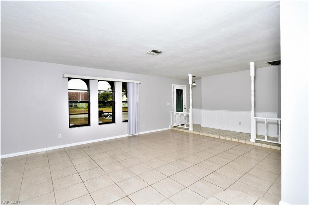 COUNTRY CLUB ESTATES - Residential