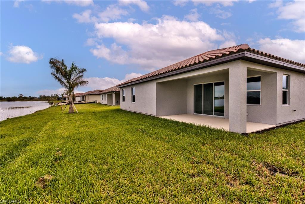 VALENCIA LAKES - Residential Lease