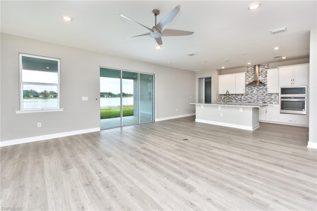 VALENCIA LAKES - Residential Lease