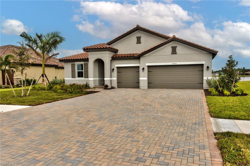 VALENCIA LAKES - Residential Lease