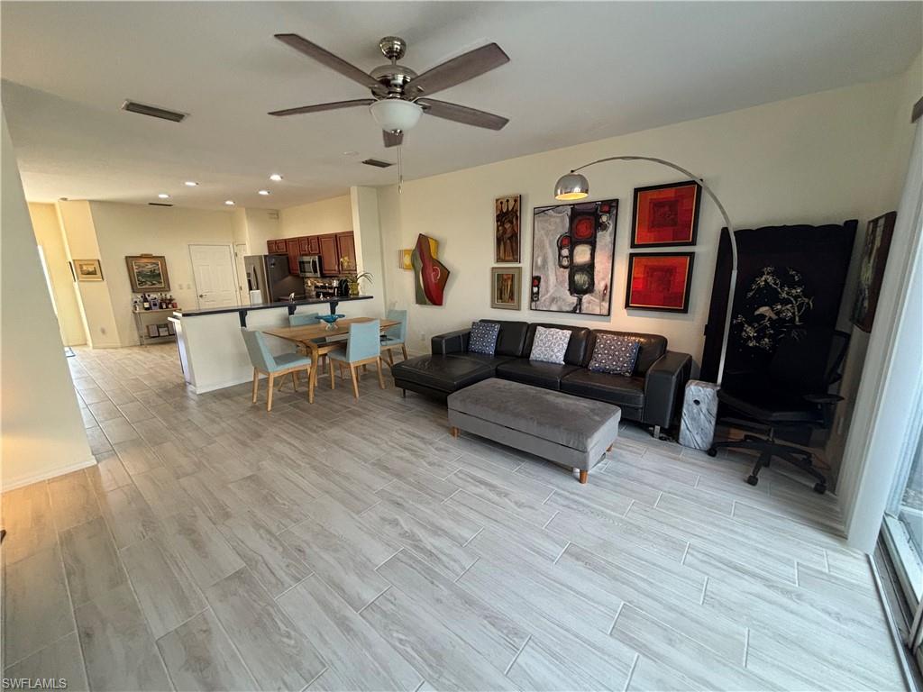 LAKEWOOD VILLAGE - Residential