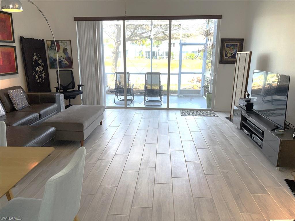 LAKEWOOD VILLAGE - Residential