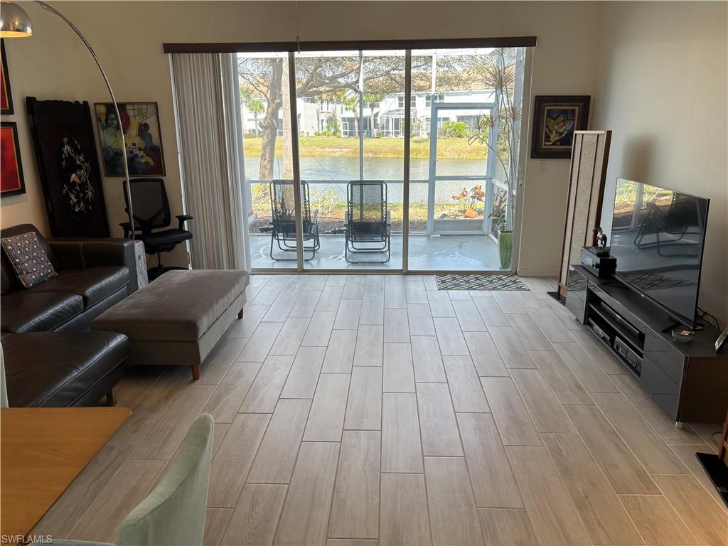 LAKEWOOD VILLAGE - Residential