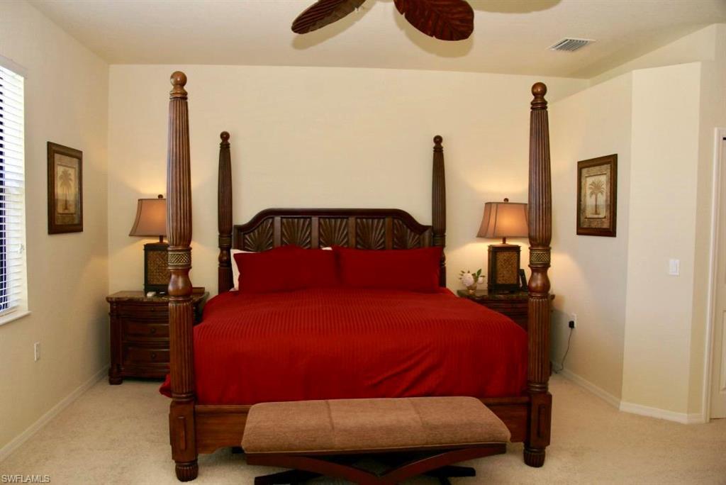 COACH HOMES AT HERITAGE BAY - Residential