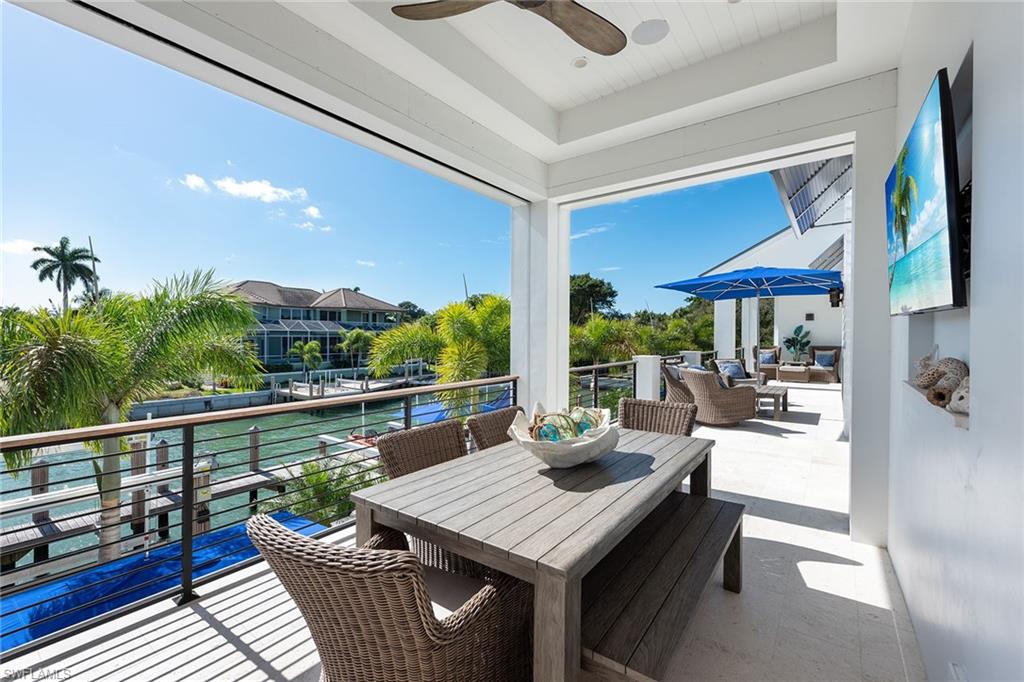 HIDEAWAY BEACH - Residential