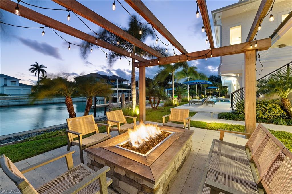 HIDEAWAY BEACH - Residential