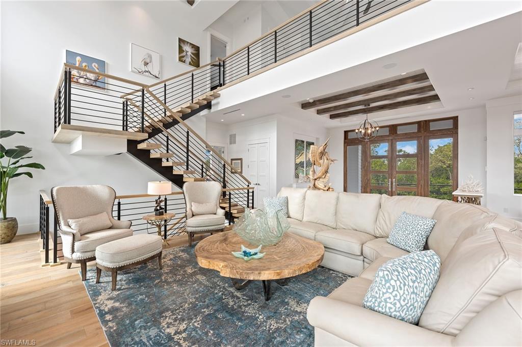 HIDEAWAY BEACH - Residential