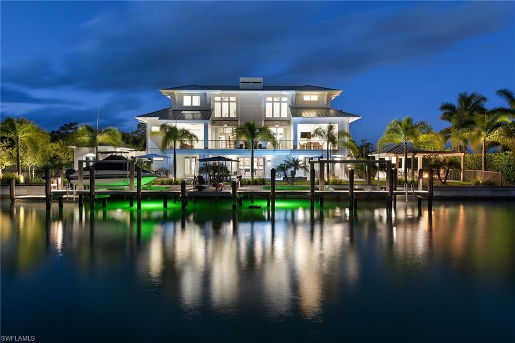 HIDEAWAY BEACH - Residential