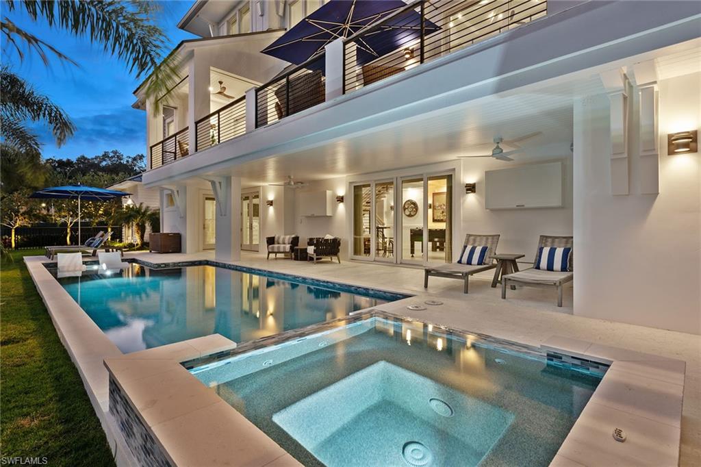 HIDEAWAY BEACH - Residential