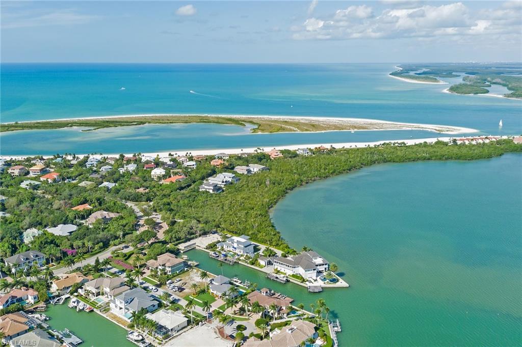 HIDEAWAY BEACH - Residential