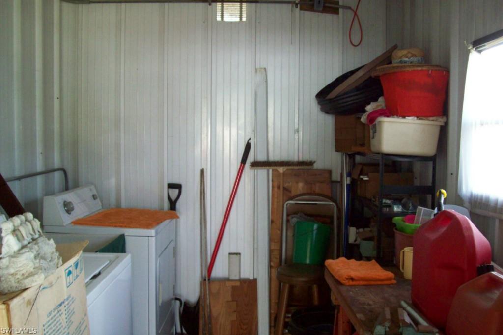 LAZY DAYS MOBILE VILLAGE - Residential