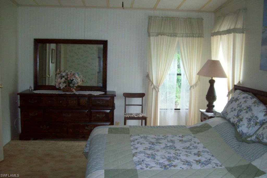 LAZY DAYS MOBILE VILLAGE - Residential