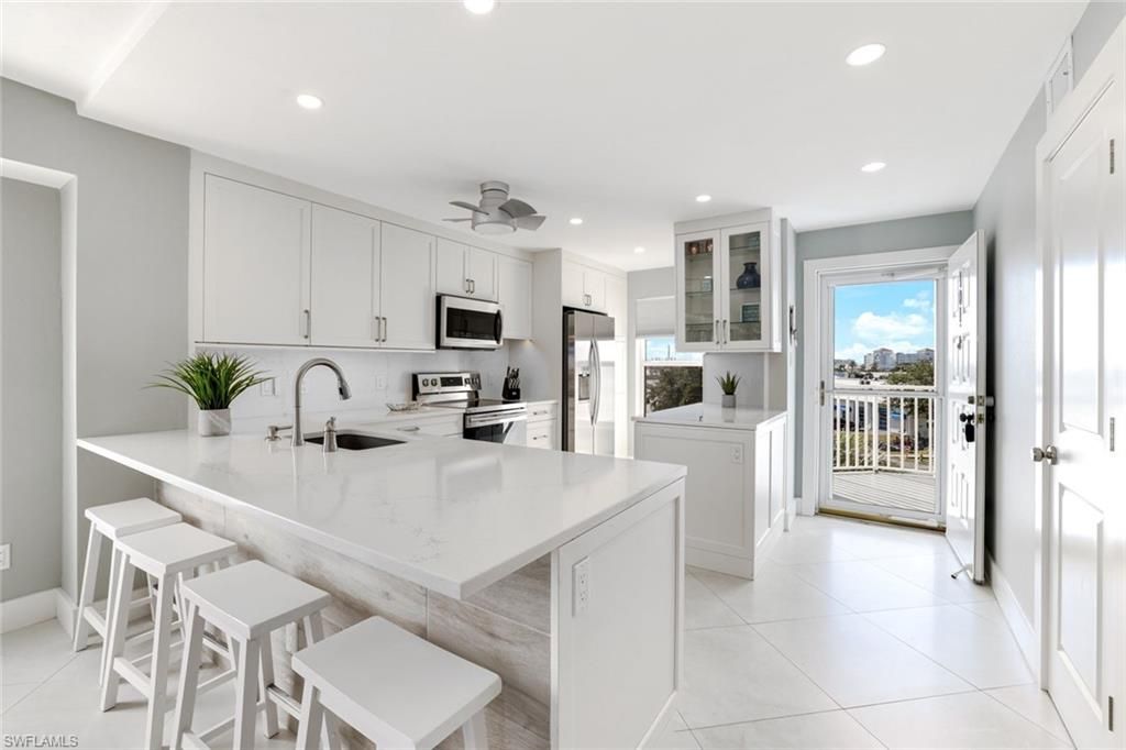 Photo of 991 N Barfield DR #401, MARCO ISLAND, FL 34145 (MLS # 225083046)