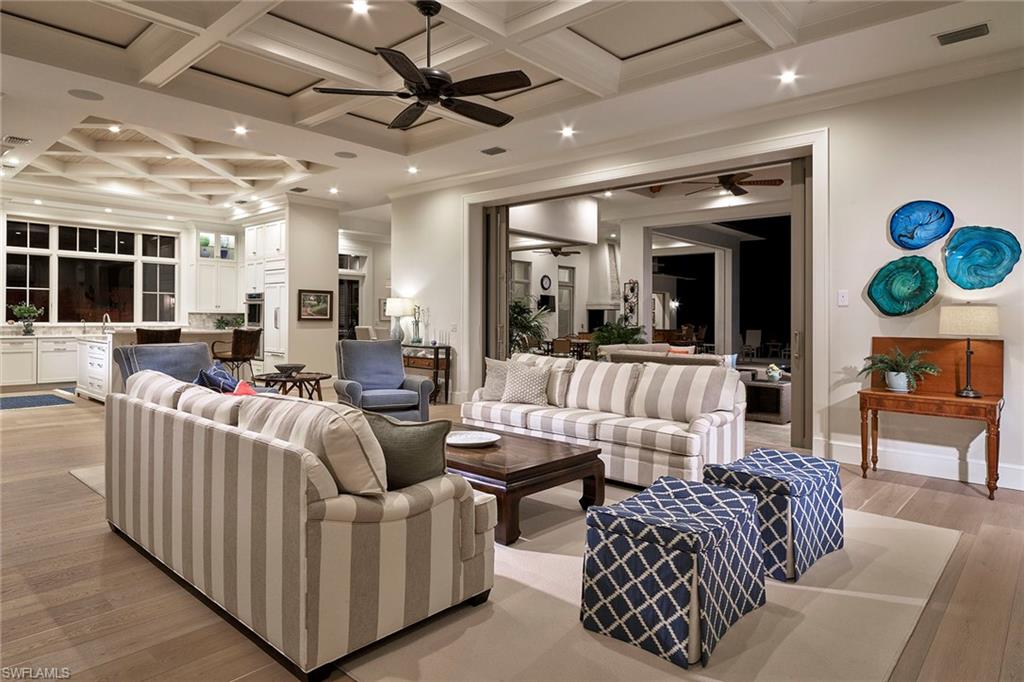 MOORINGS - Residential