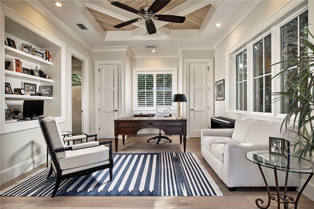 MOORINGS - Residential