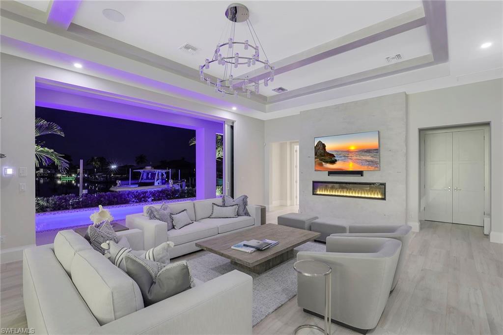 MARCO ISLAND - Residential