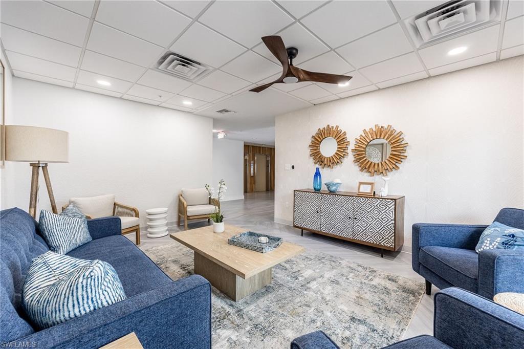 LOVERS KEY BEACH CLUB - Residential