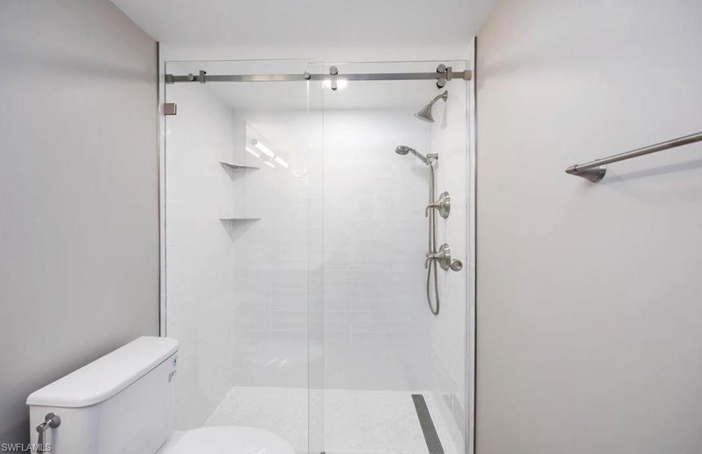 LOVERS KEY BEACH CLUB - Residential