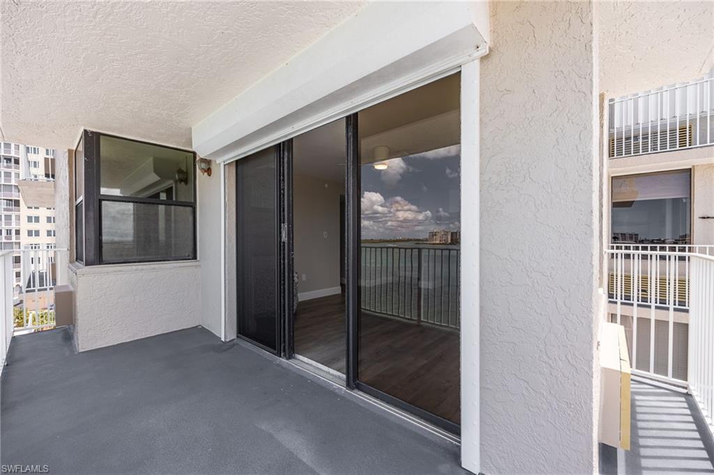 LOVERS KEY BEACH CLUB - Residential