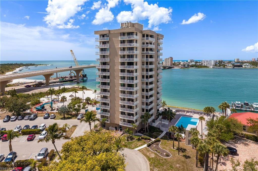 LOVERS KEY BEACH CLUB - Residential