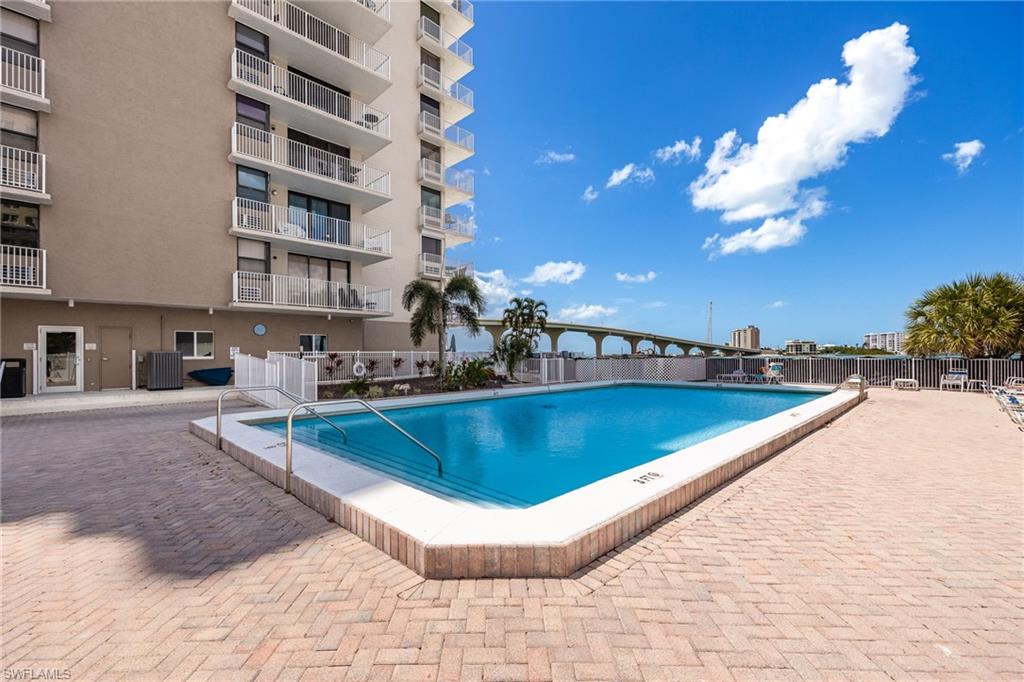 LOVERS KEY BEACH CLUB - Residential