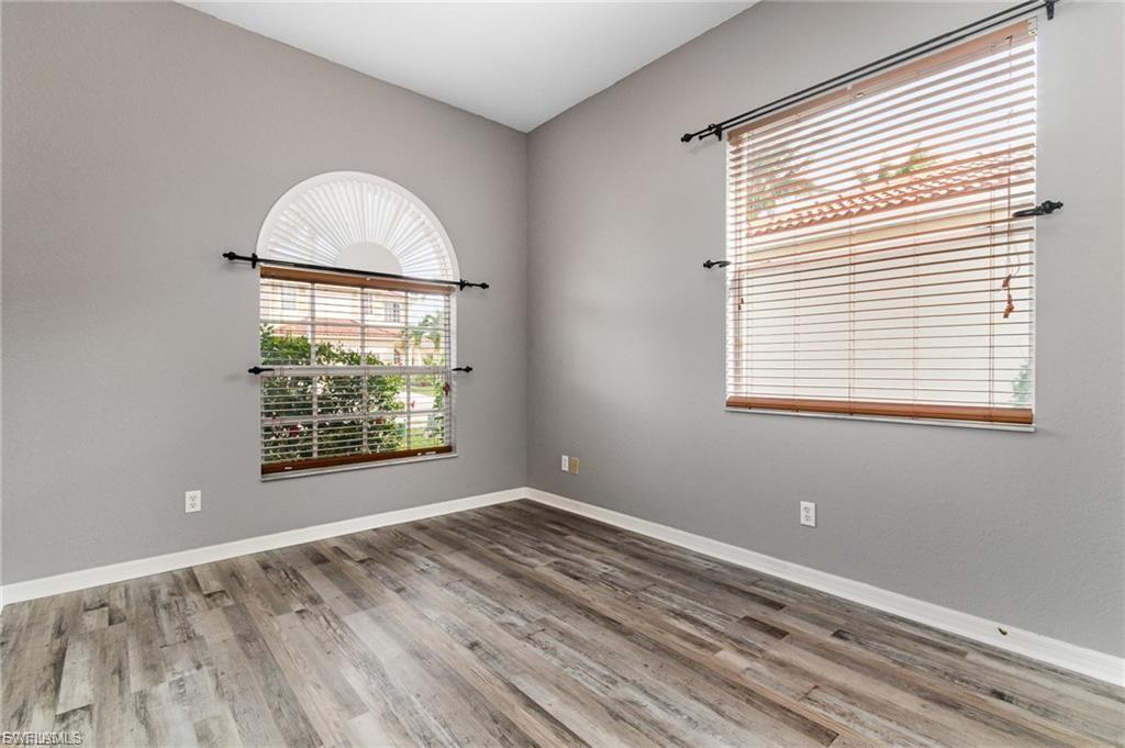 CORAL LAKES - Residential