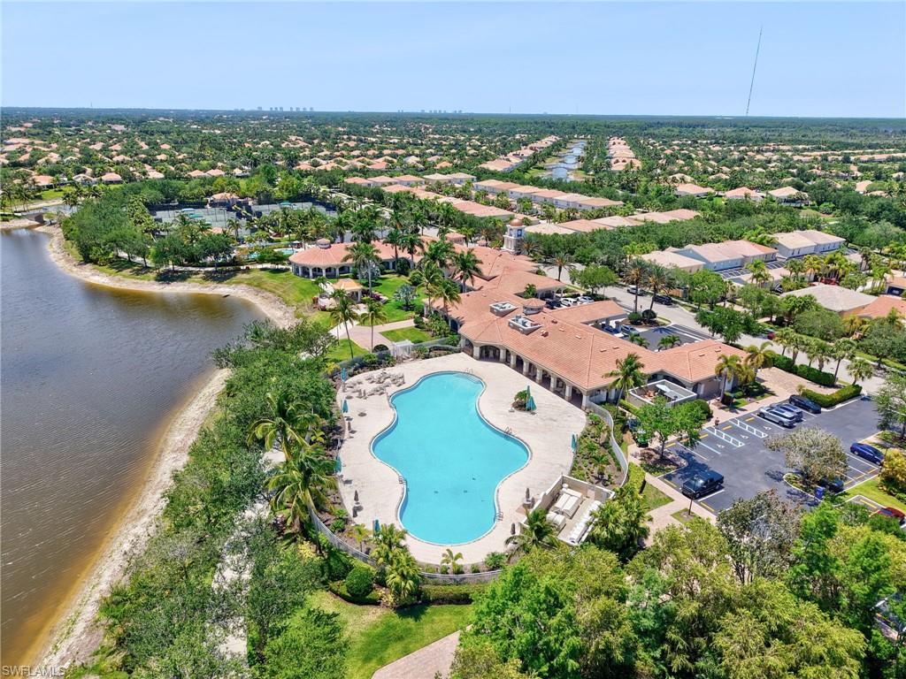 VILLAGE WALK OF BONITA SPRINGS - Residential