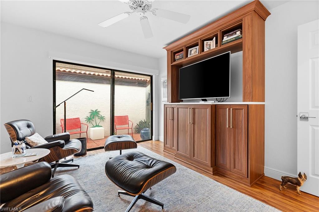 BAY VILLAS - Residential