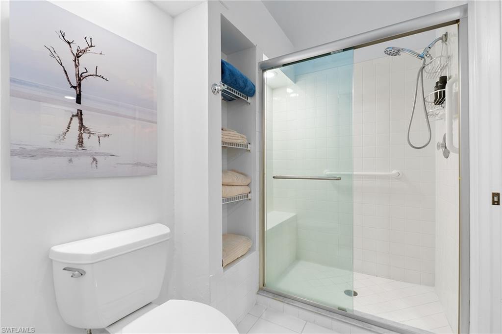 BAY VILLAS - Residential