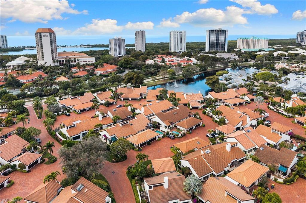 BAY VILLAS - Residential