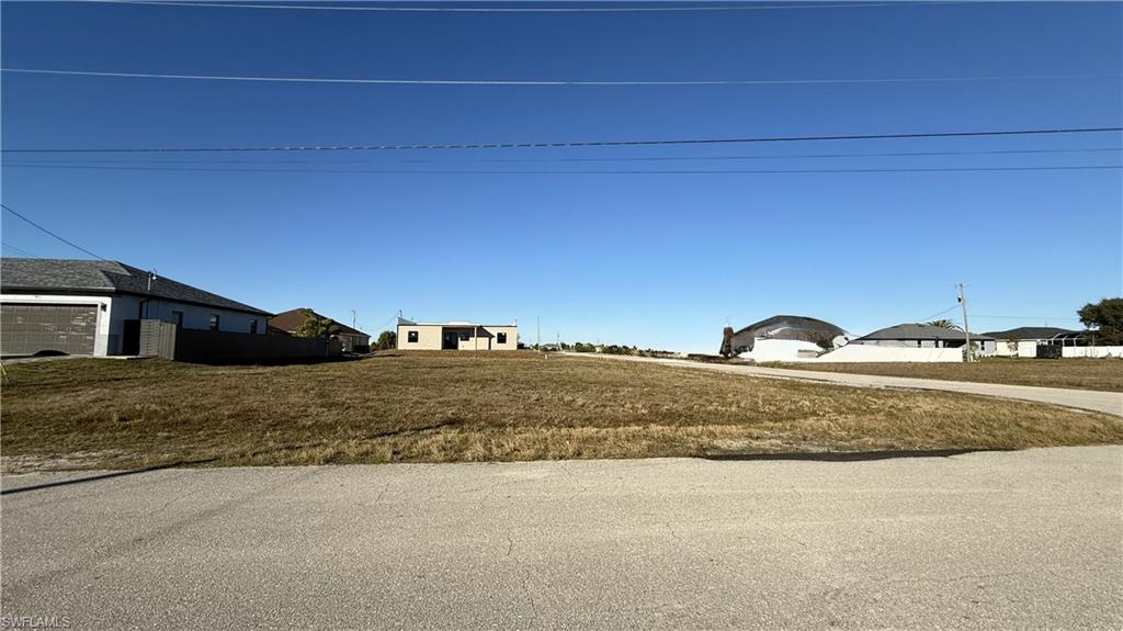 CAPE CORAL - Land